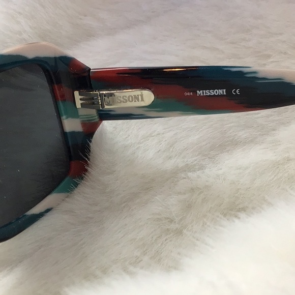 MISSONI DESIGNER ITALIAN SUNGLASSES - Picture 3 of 6